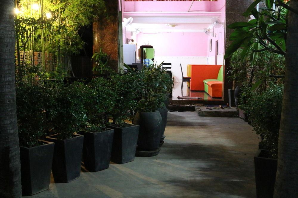 Surmetta Inn Siem Reap Buitenkant foto