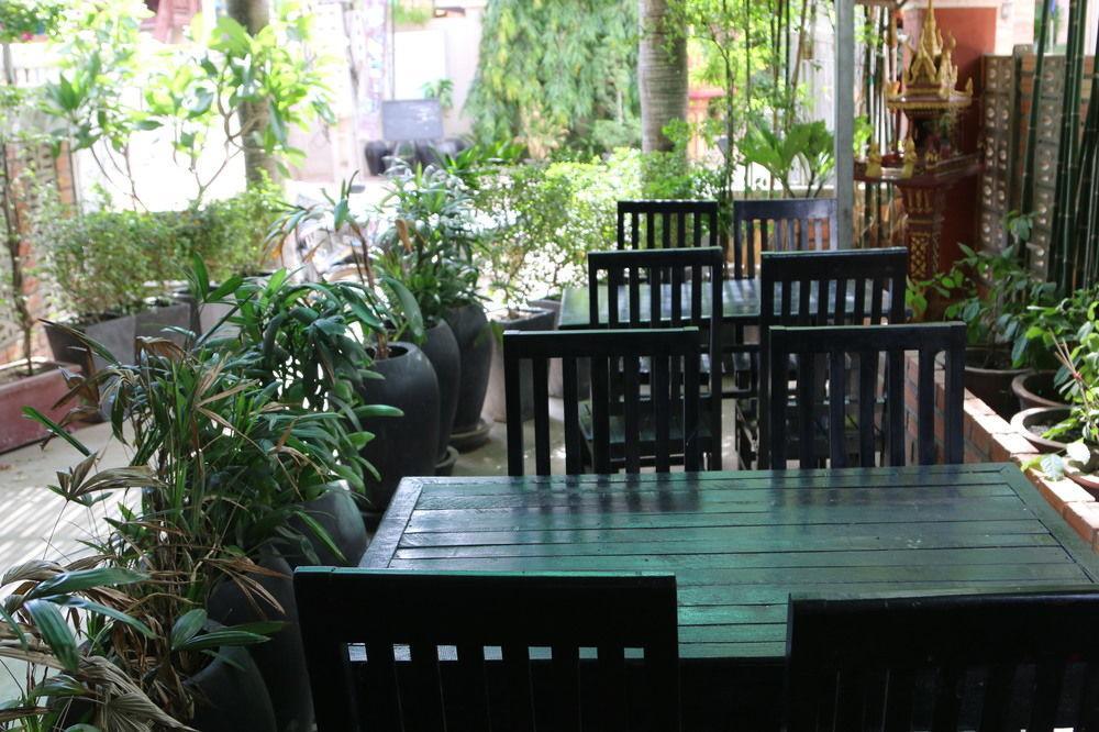 Surmetta Inn Siem Reap Buitenkant foto
